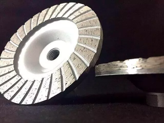 discos-desbastes-diamantados-refratarios